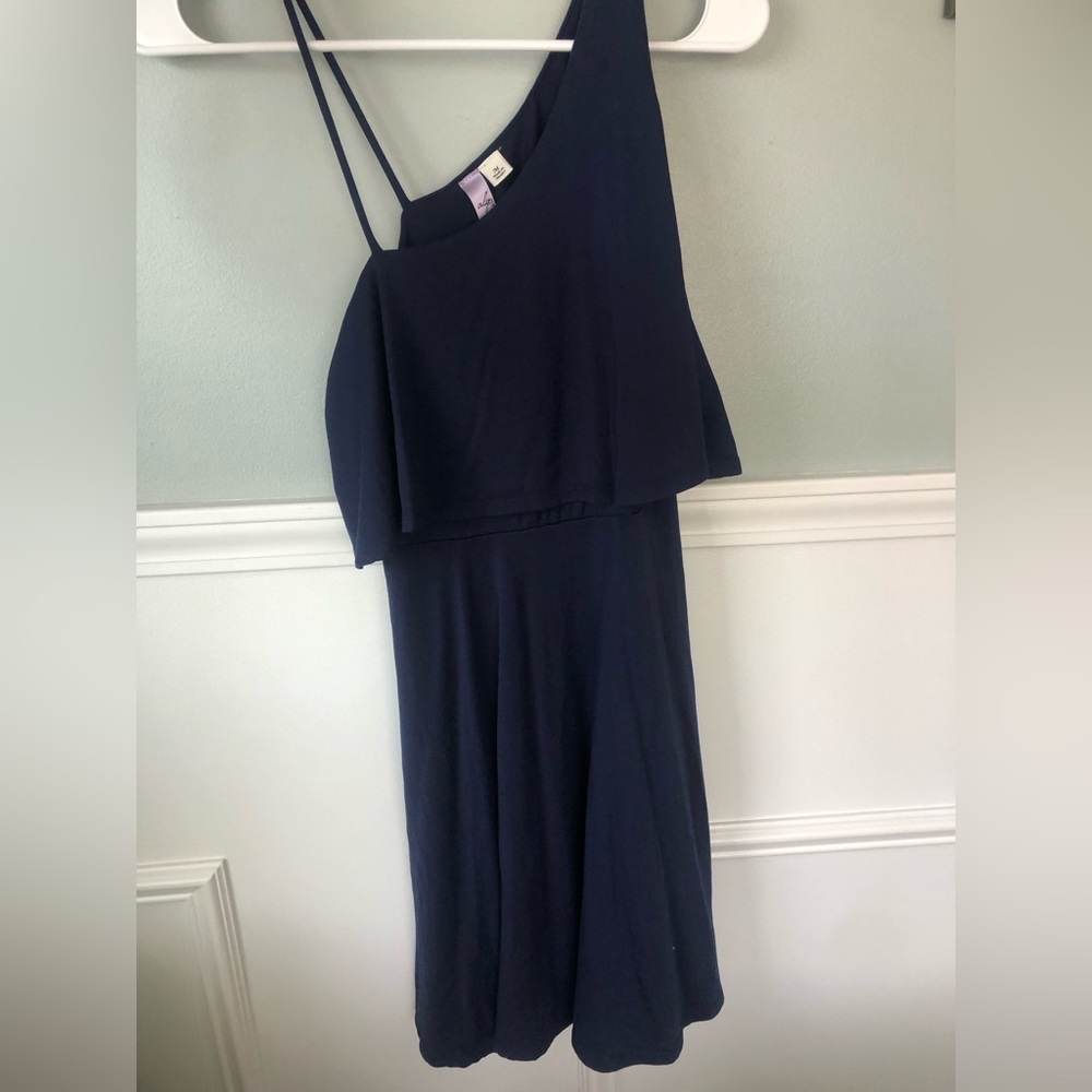 One shoulder navy blue dress